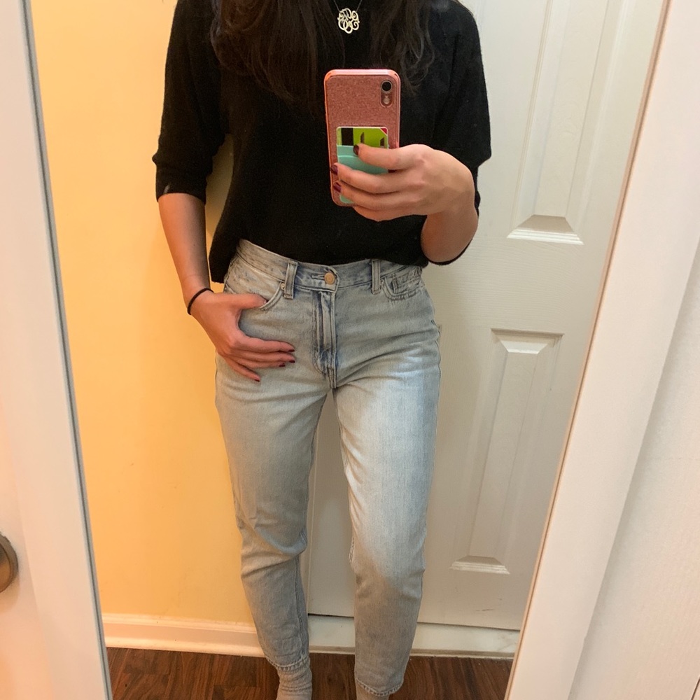 Mom Jeans American Eagle